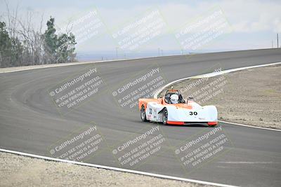 media/Jan-26-2025-CalClub SCCA (Sun) [[cfcea7df88]]/Group 6/Race/